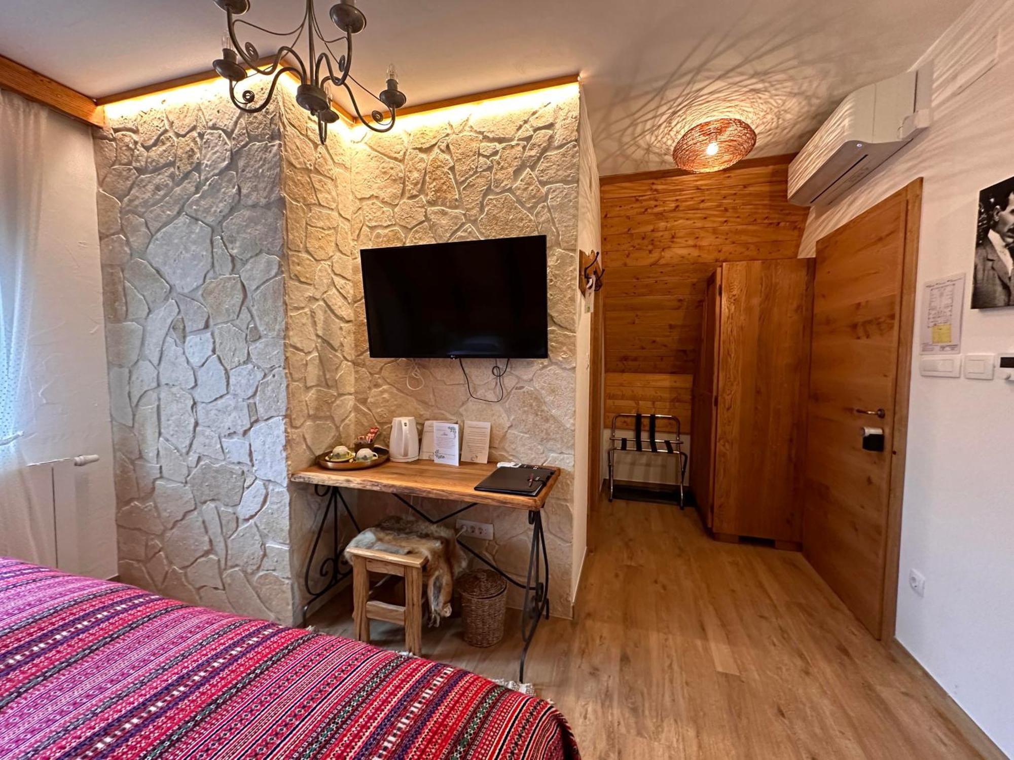 Boutique Villa Pearl Of Plitvice, Plitvice Lakes Плітвіца-село Екстер'єр фото